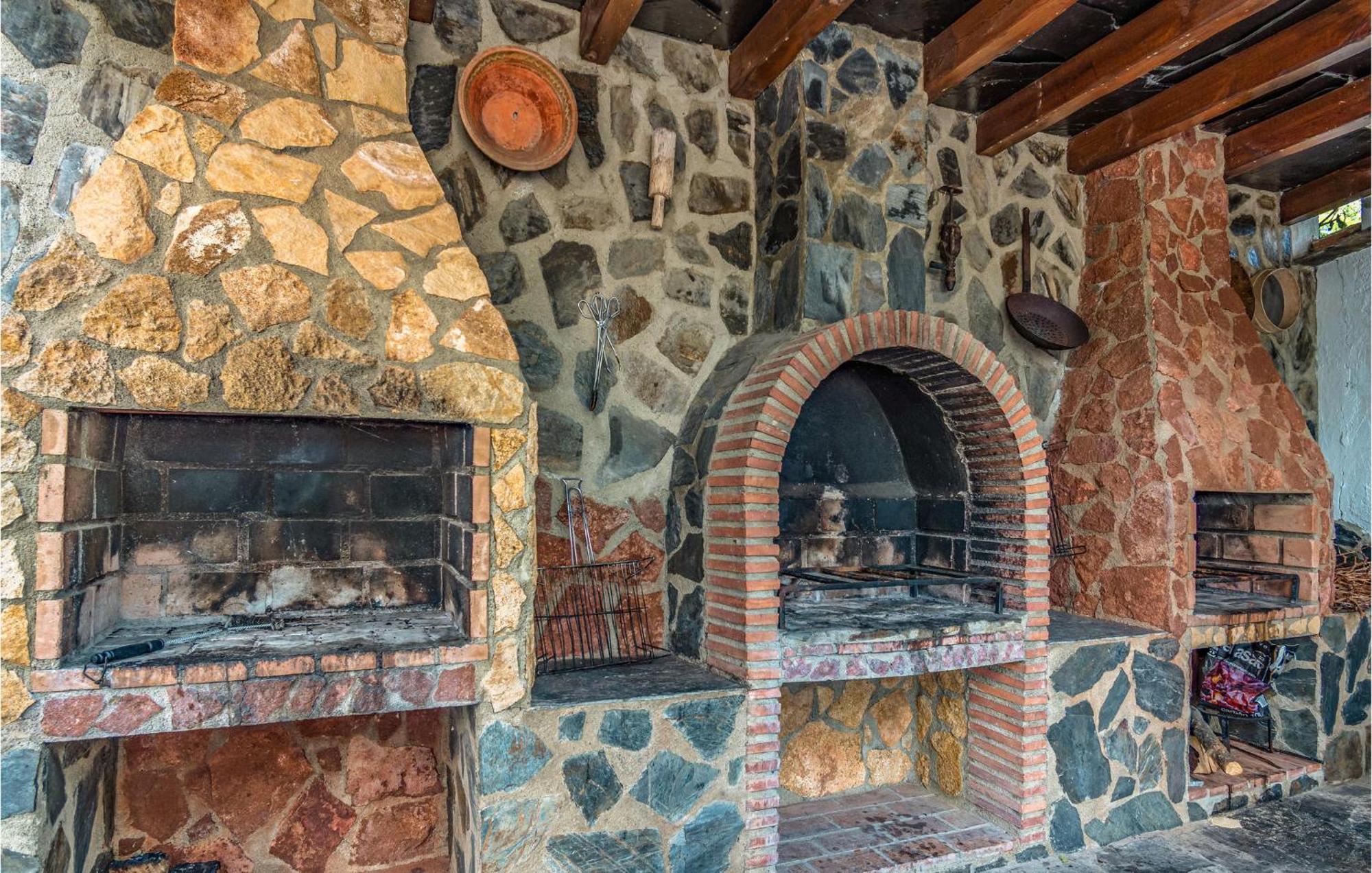 1 Bedroom Lovely Home In Mecina Bombarón 外观 照片