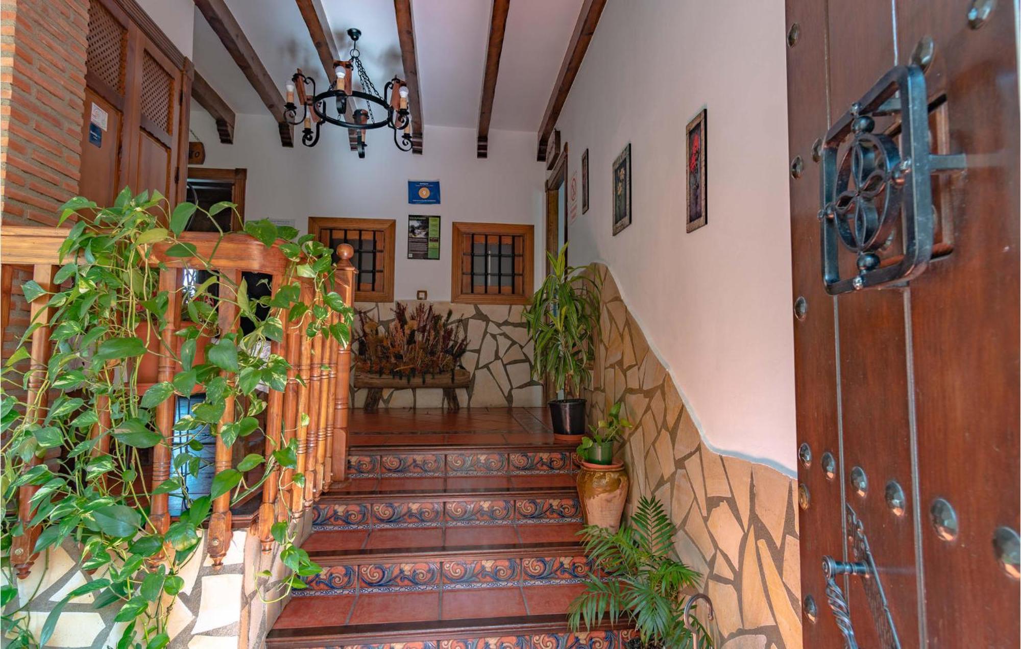1 Bedroom Lovely Home In Mecina Bombarón 外观 照片
